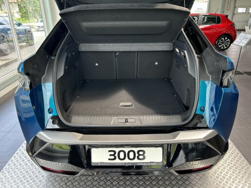 Peugeot 3008 E-GT Elektromotor 157kW / 210k
