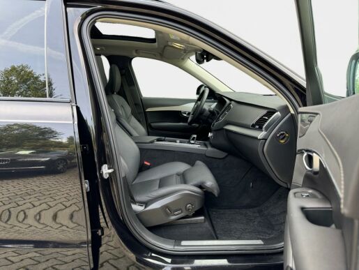 Volvo XC90 T8 AWD 335kW ULTIMATE DARK