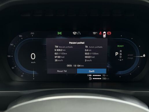 Volvo XC90 T8 AWD 335kW ULTIMATE DARK