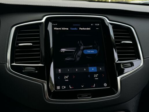 Volvo XC90 T8 AWD 335kW ULTIMATE DARK