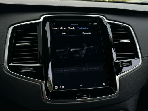 Volvo XC90 T8 AWD 335kW ULTIMATE DARK