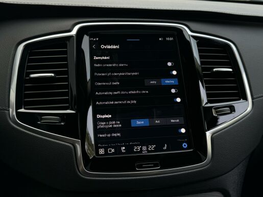 Volvo XC90 T8 AWD 335kW ULTIMATE DARK