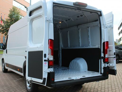 Peugeot Boxer Furgon 4350 L4H2 bHDi 180k MAN