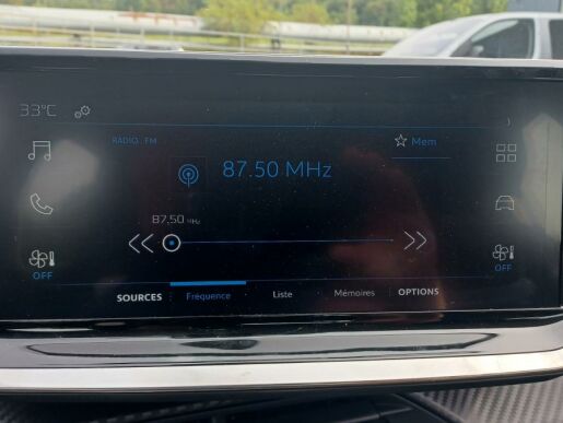 Peugeot 208 STYLE PureTech 100 S&S MAN6