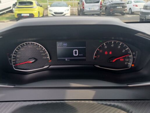 Peugeot 208 STYLE PureTech 100 S&S MAN6