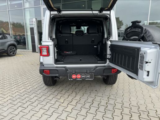 Jeep Wrangler 2,0 Sahara 4WD 8AT