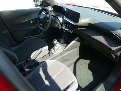 Peugeot 2008 ACTIVE PT 100k MAN6