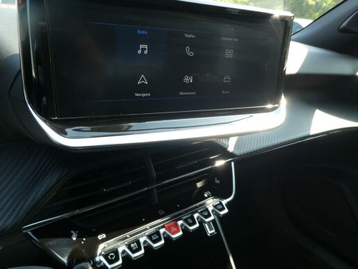 Peugeot 2008 ACTIVE PT 100k MAN6