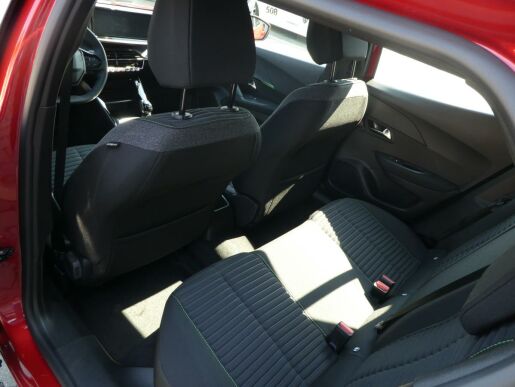 Peugeot 2008 ACTIVE PT 100k MAN6