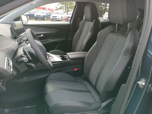 Peugeot 3008 1,6 ALLURE PACK HYBRID 225 e-EAT8
