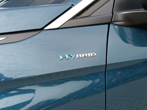 Peugeot 3008 1,6 ALLURE PACK HYBRID 225 e-EAT8