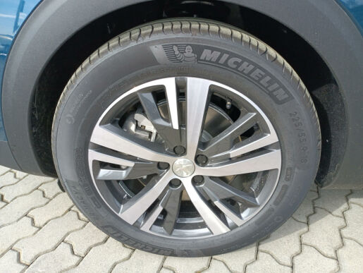Peugeot 3008 1,6 ALLURE PACK HYBRID 225 e-EAT8