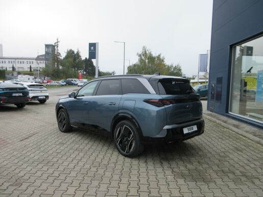 Peugeot 5008 GT Elektromotor 157 kW / 210 k