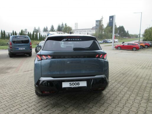 Peugeot 5008 GT Elektromotor 157 kW / 210 k