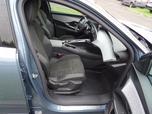Peugeot 5008 e-GT 157 kW/210k (Bat. 73kWh)