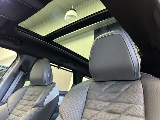 Peugeot 5008 E-5008 GT Elektromotor 210 k.