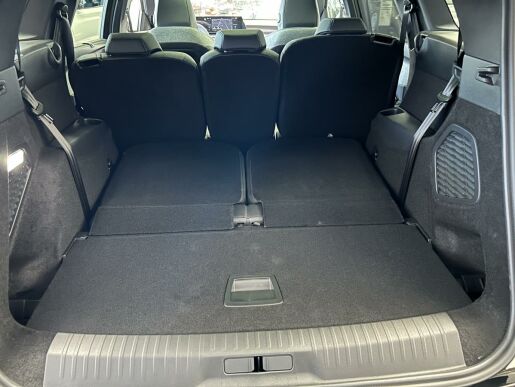 Peugeot 5008 E-5008 GT Elektromotor 210 k.