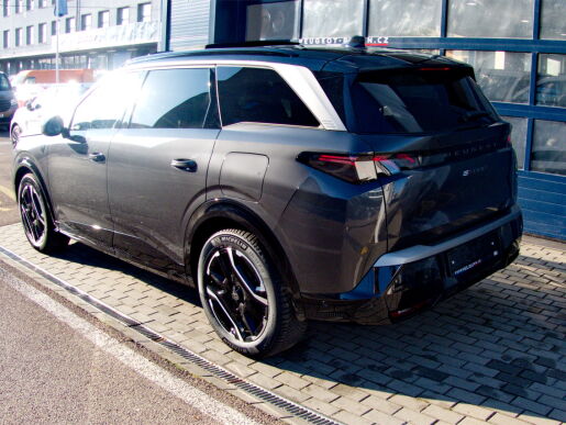 Peugeot 5008 NEW GT Elektromotor 210k (Baterie 73 kWh)