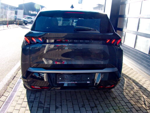 Peugeot 5008 NEW GT Elektromotor 210k (Baterie 73 kWh)