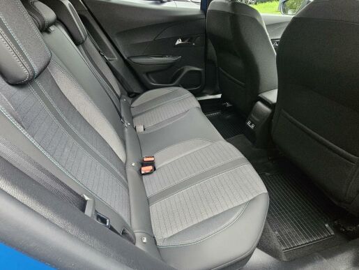 Peugeot 2008 1.2 PT 130 ALLURE PACK EAT8