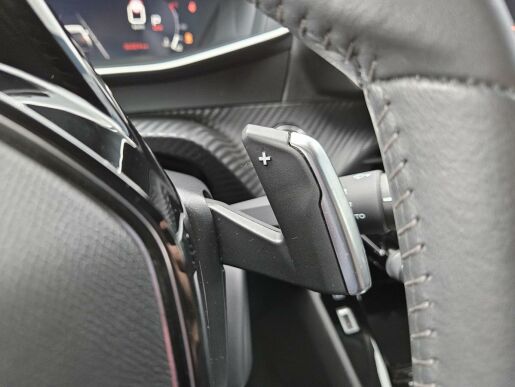 Peugeot 2008 1.2 PT 130 ALLURE PACK EAT8
