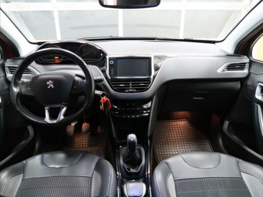 Peugeot 2008 1,6 i ALLURE  VTi 120 k MAN5