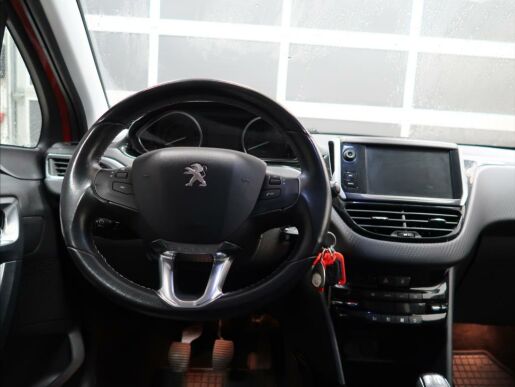 Peugeot 2008 1,6 i ALLURE  VTi 120 k MAN5