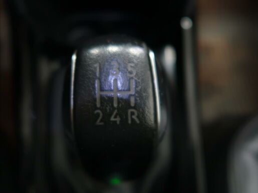 Peugeot 2008 1,6 i ALLURE  VTi 120 k MAN5