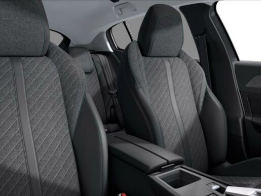 Peugeot 408 1,6   ALLURE Plug-in HYBRID 18