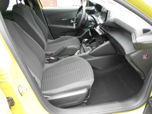 Peugeot 208 PureTech 100 S&S MAN6