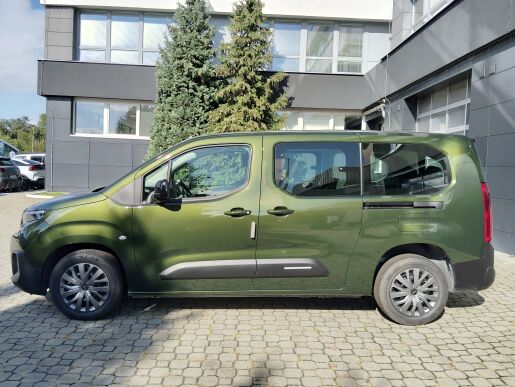 Citroën Berlingo osobní XL PLUS 1.5 BlueHDi 130 S&S MAN6   