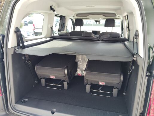 Citroën Berlingo osobní XL PLUS 1.5 BlueHDi 130 S&S MAN6   