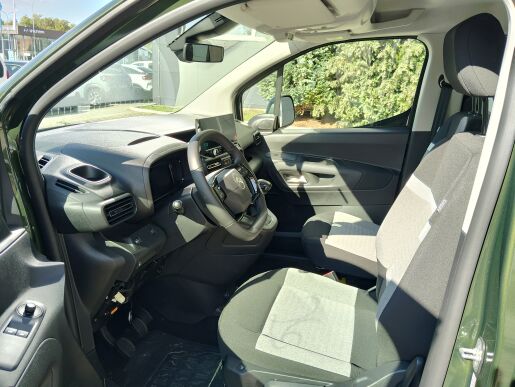 Citroën Berlingo osobní XL PLUS 1.5 BlueHDi 130 S&S MAN6   