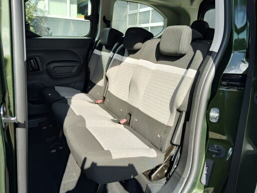 Citroën Berlingo osobní XL PLUS 1.5 BlueHDi 130 S&S MAN6   