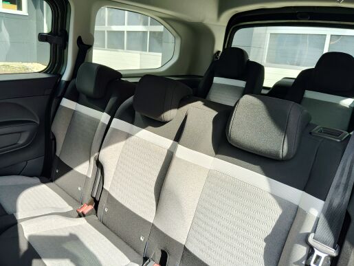 Citroën Berlingo osobní XL PLUS 1.5 BlueHDi 130 S&S MAN6   