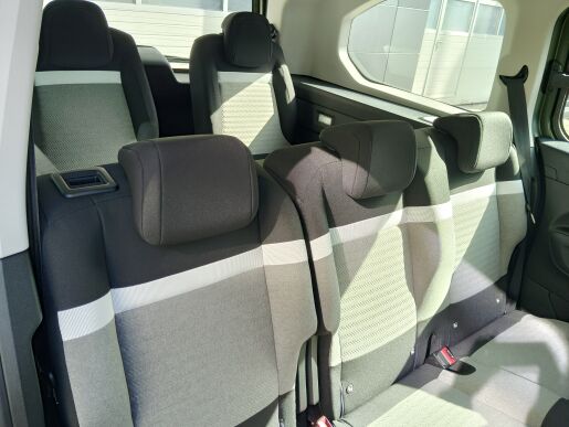 Citroën Berlingo osobní XL PLUS 1.5 BlueHDi 130 S&S MAN6   