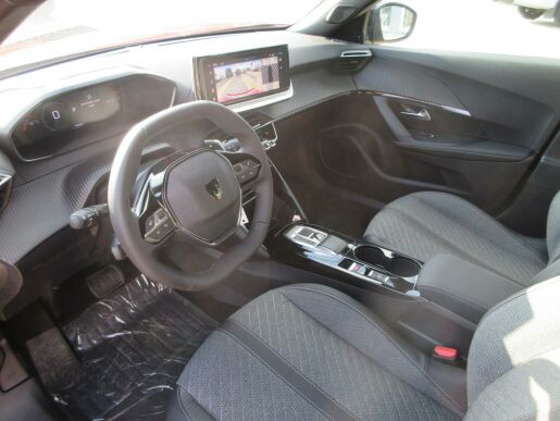 Peugeot 2008 ALLURE PureTech 130 S&S EAT8