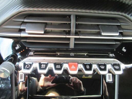 Peugeot 2008 ALLURE PureTech 130 S&S EAT8