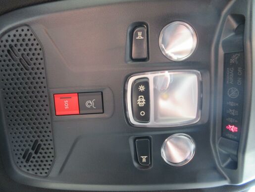 Peugeot 2008 ALLURE PureTech 130 S&S EAT8