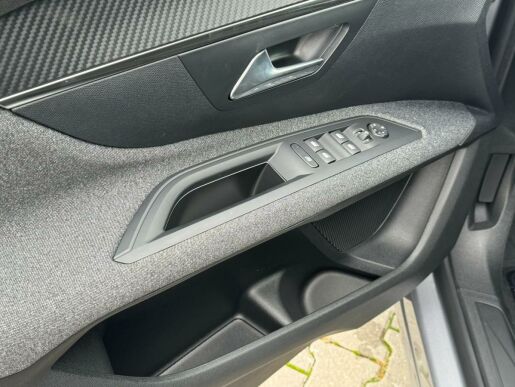 Peugeot 5008 ACTIVE PACK BHDi 130 S&S EAT8