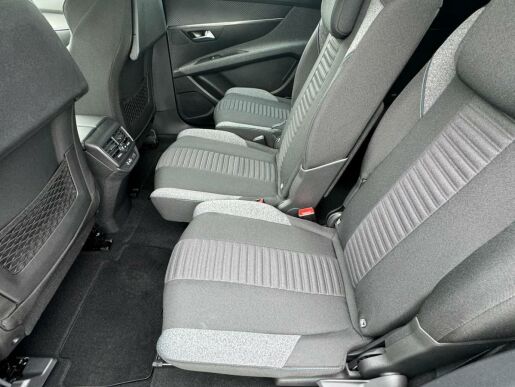 Peugeot 5008 ACTIVE PACK BHDi 130 S&S EAT8