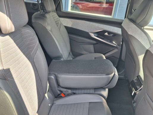 Peugeot 5008 ALLURE Hybrid 136 e-DCS6