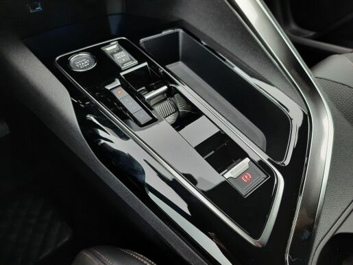 Peugeot 5008 ALLURE PACK 1,5 BHDi 130k EAT8