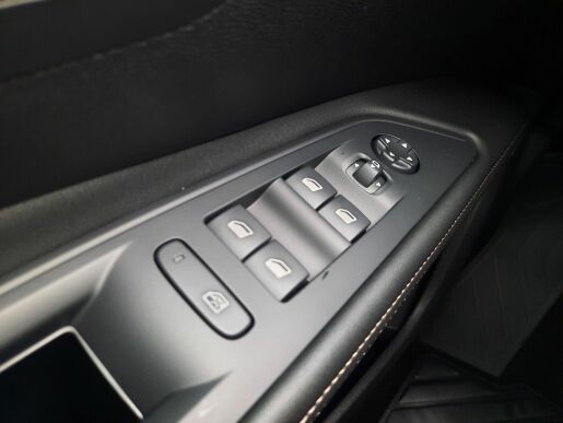Peugeot 5008 ALLURE PACK 1,5 BHDi 130k EAT8