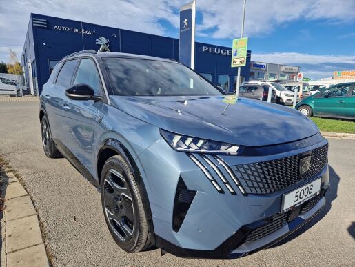 Peugeot 5008 GT Elektromotor 157 kW / 210 k (Baterie 73 kWh) 