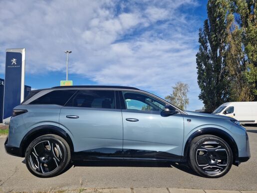Peugeot 5008 GT Elektromotor 157 kW / 210 k (Baterie 73 kWh) 