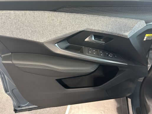 Peugeot 5008 GT Elektromotor 210 k