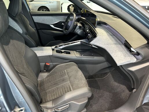 Peugeot 5008 GT Elektromotor 210 k