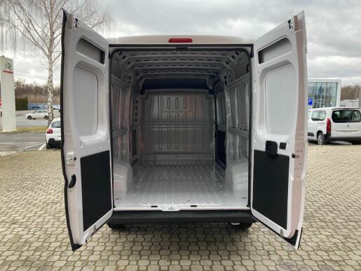Citroën Jumper FURGON 35 L3H2 2.2 BlueHDi 165 S&S MAN6 