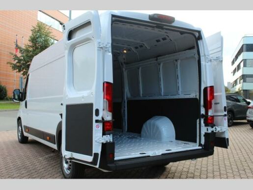 Peugeot Boxer Furgon 3500 L3H2 BlueHDi 140k